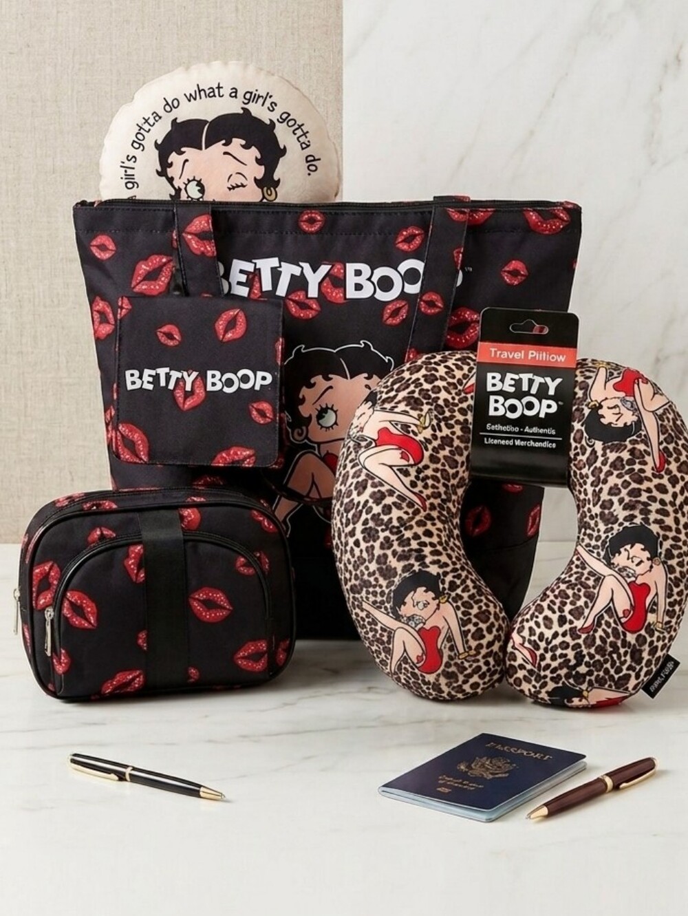 NWT Betty Boop 4-Piece Travel Set: Tote, Cosmetic Bags & Memory Foam Pillow